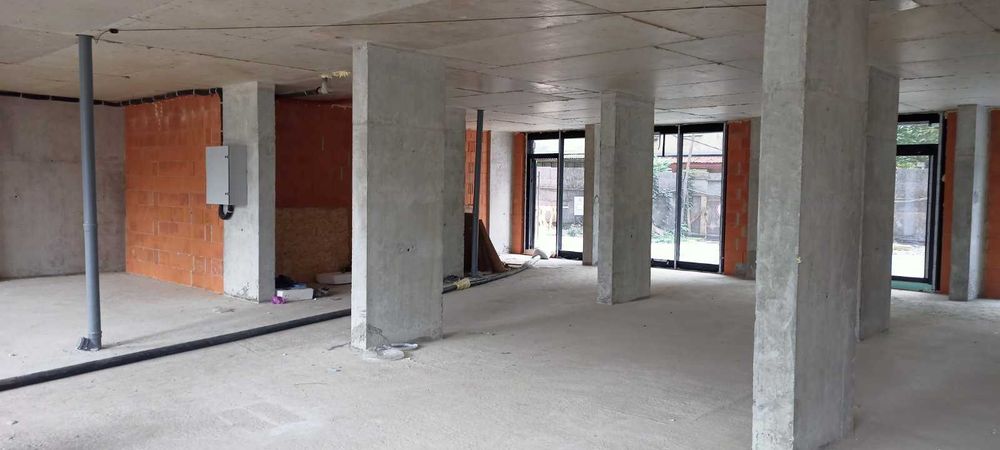 Здаються в оренду комерційні прим. ЖК "IQ House"(район Нафти газу) .