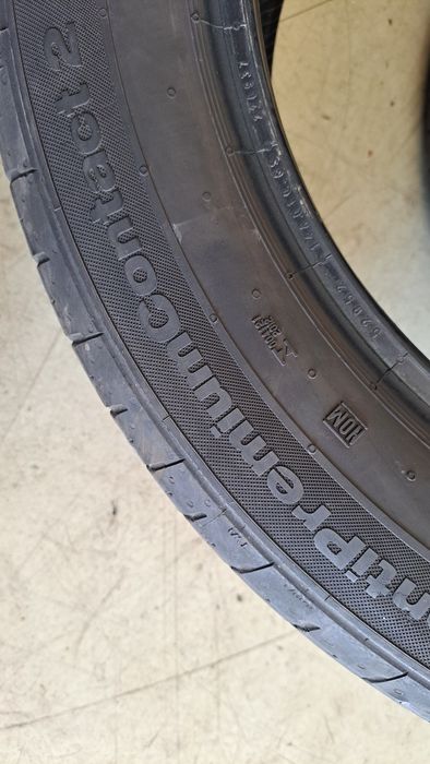 Pneus 215/55/18 continental