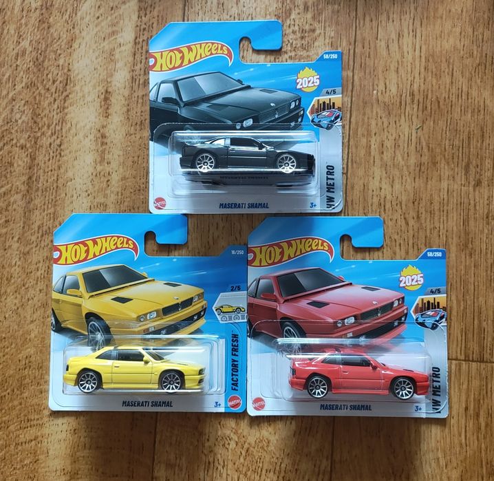 Запаковані Hot Wheels нові Maserati Shamal 3 шт.