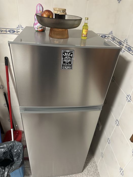 Frigorifico cinza