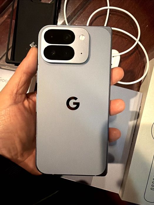 Google Pixel 10 Pro Fold  Moonstone 1TB 16GB + оригінальні кейси