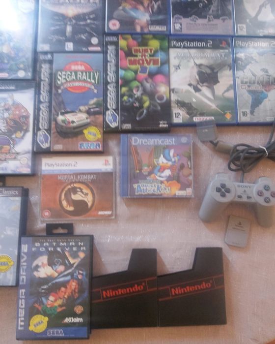Retrô Jogos e acessórios.