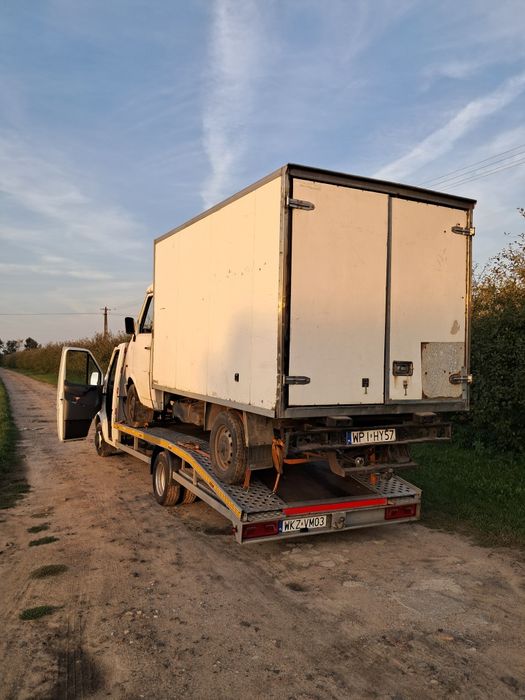 Pomoc drogowa lawetą autolaweta holowanie do15 ton ton Białobrzegi