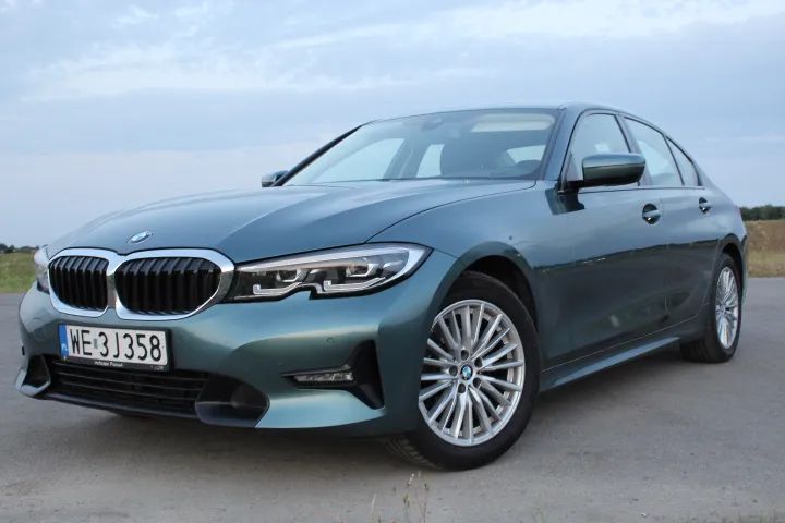 BMW Seria 3 Sport Line, Stan idealny, Salon PL, ASO, Harman Kardon, F-ra VAT23%