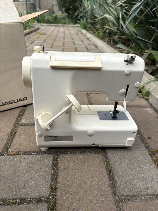 Швейная машинка Jaguar mini 281