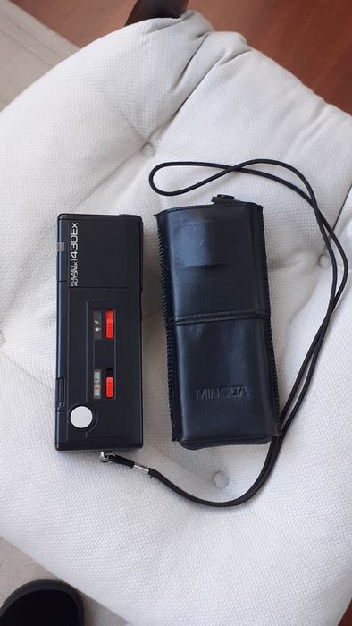 Minolta Pocket Autopak 430Ex, com estojo em pele Máquina Fotográfica
