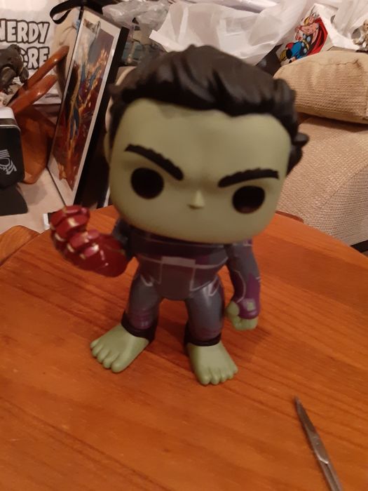 Funkos marvel e diversos