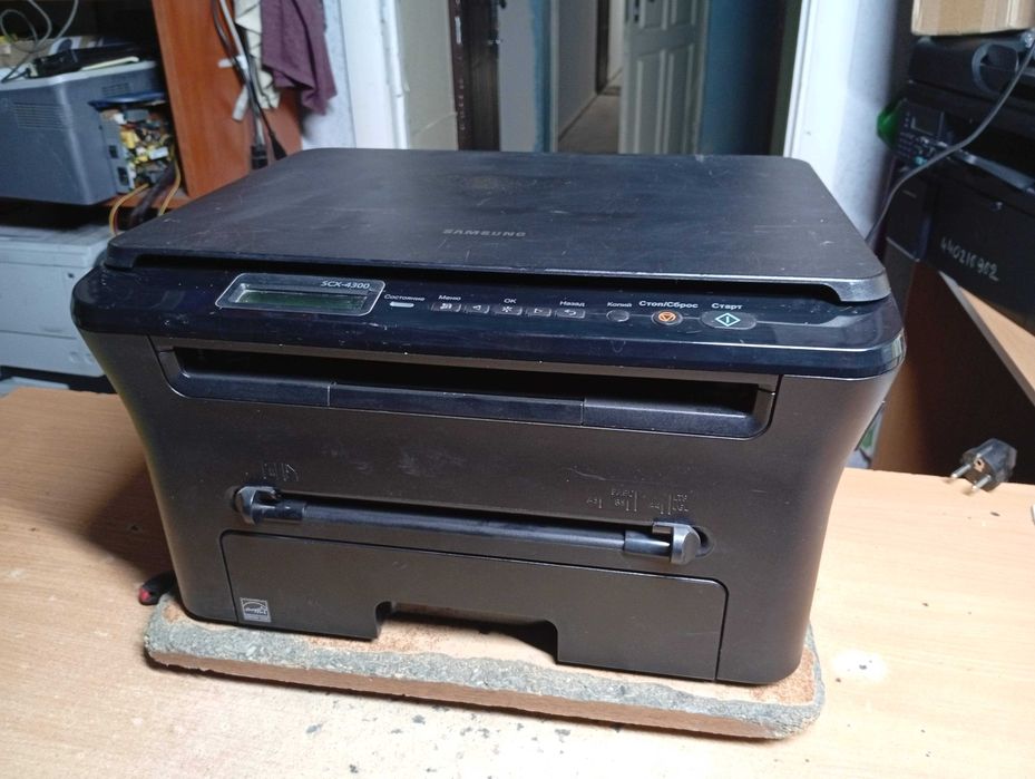 Лазерний БФП Samsung SCX-4300 (принтер/сканер/копір)