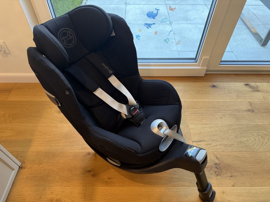 Fotelik Cybex Sirona Z2 i-Size z bazą obrotową