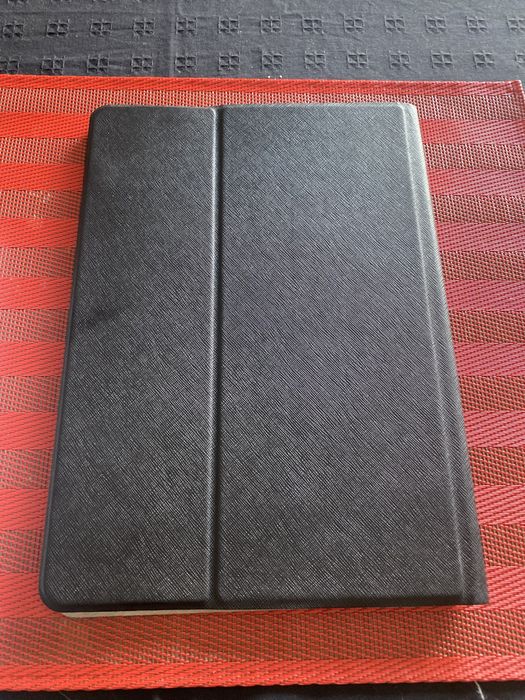 Ipad cellular wi fi 16 GB white