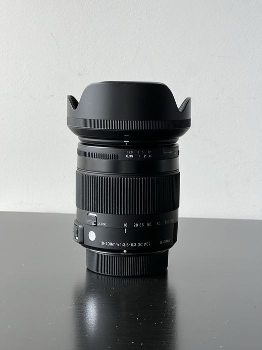 Objetiva Sigma 18-200mm para Nikon DX