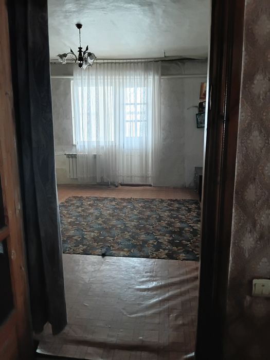 БЕЗ РІЄЛТОРА! Сдаю дві окремі кімнати в часному будинку