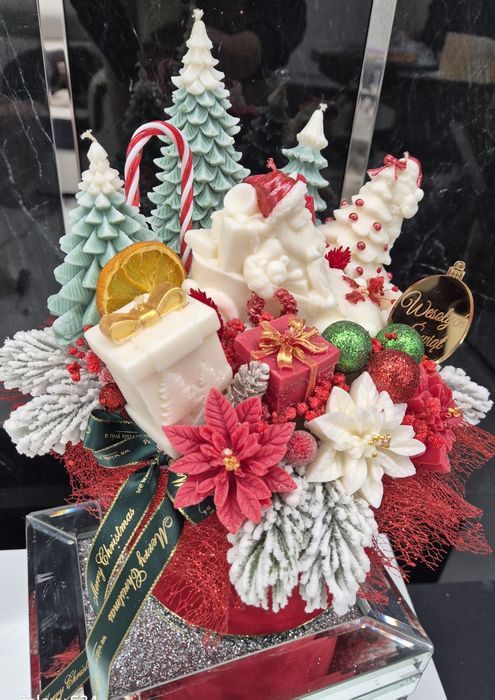 Flower box ze świec sojowych stroik prezent Święta