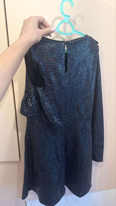 Гарна сукня від zara