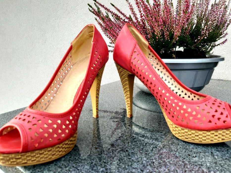 buty rozm. 37 kolor malinowy