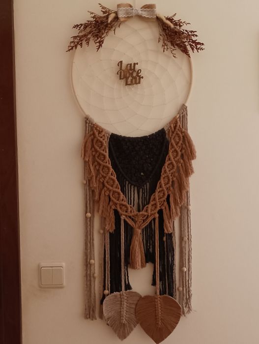 Decoração de parede ou porta em macramé