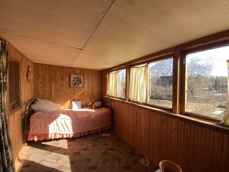 Продам дивовижну дачу біля водойми