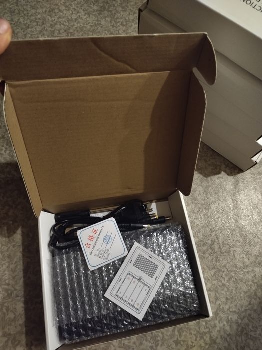 Упс UPS безперебійник для роутера модема DC1018L 4*18650 Li-Ion 18W 5/