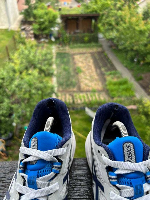 Кросівки ASICS GT-1000