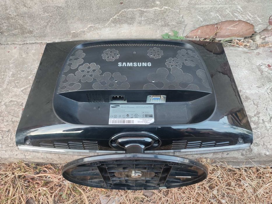 Монитор Samsung 933sn/19дюймов. (Sync master 933)