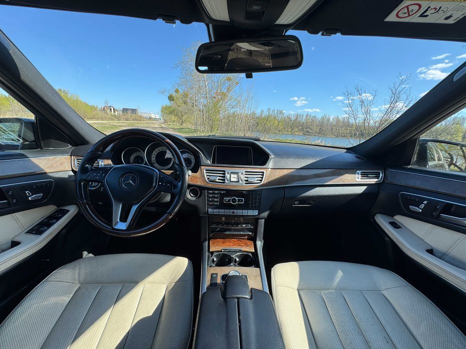 Mercedes-Benz E-Class 2013 W212 (FL)  •  350d BlueTEC G-tronic (252 к.с.) 4Matic  •  Base