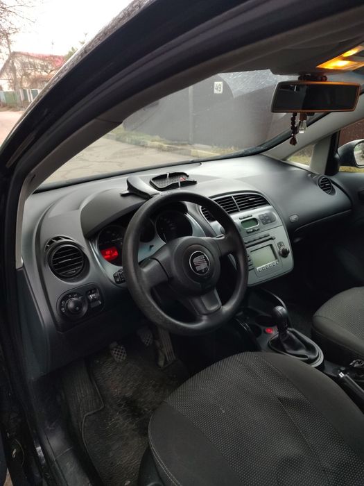 СЕАТ 1.6 продажам свої автівки