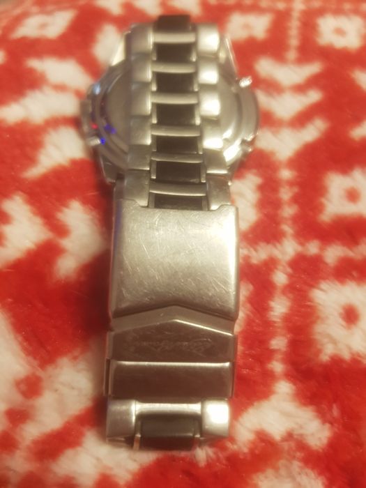 Zegarek męski Eddie Bauer.