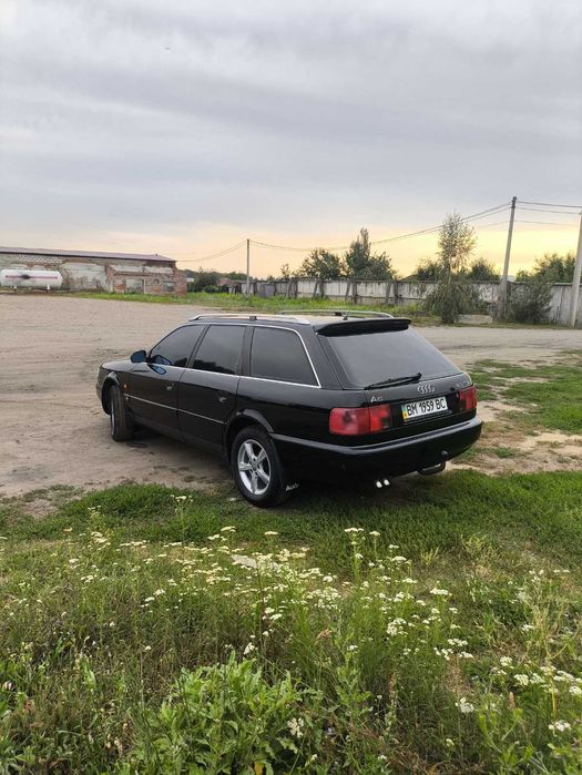 Продам AUDI A6C4 2.5 103kw