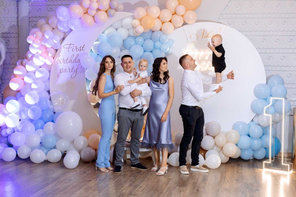 Фотограф Видеограф на День Рождения Одесса. На Годик Крещение Недорого