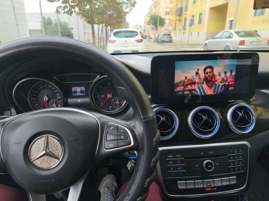 Mercedes CLA 180 — photo 4