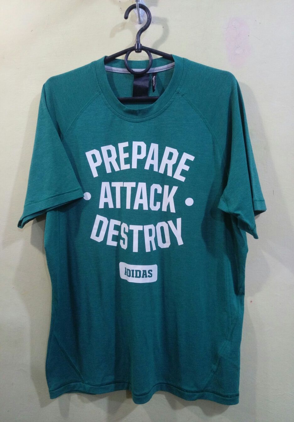 Adidas climalite tee 2025
