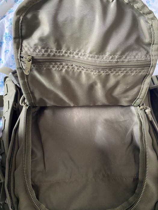 Vendo uma mochila em bom estado