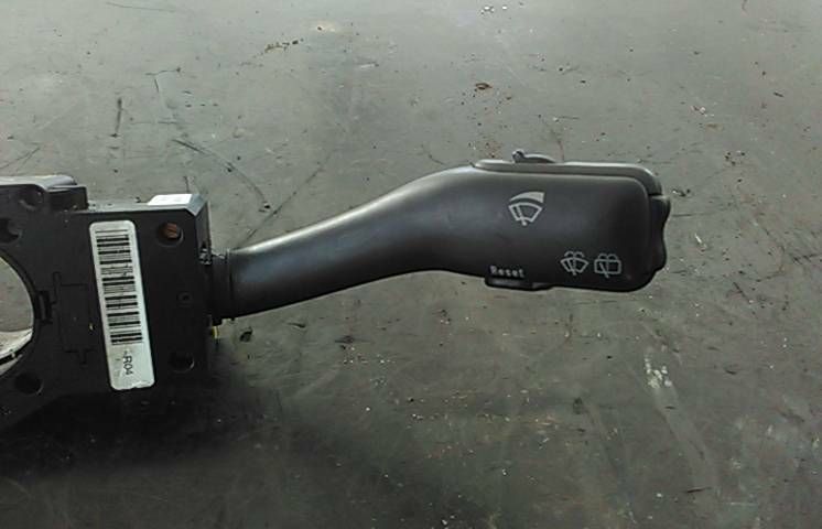 Conjunto / manetes de luzes e limpa vidros SKODA Fabia I Hatchback (6Y