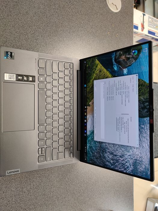 W2//Lenovo/ Yoga Slim 6 Laptop/ Szczecin