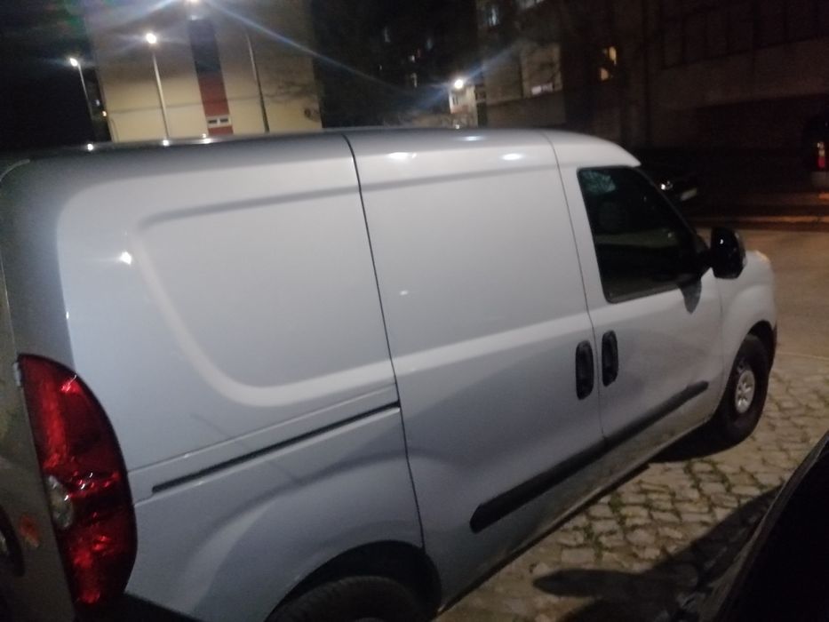 Opel Combo 1.3 Cdti de 2013 em excelente estado