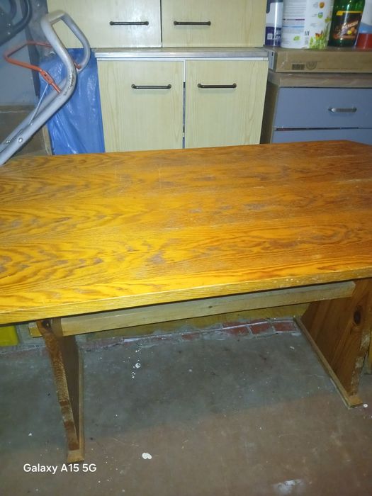 Stół do narożnika