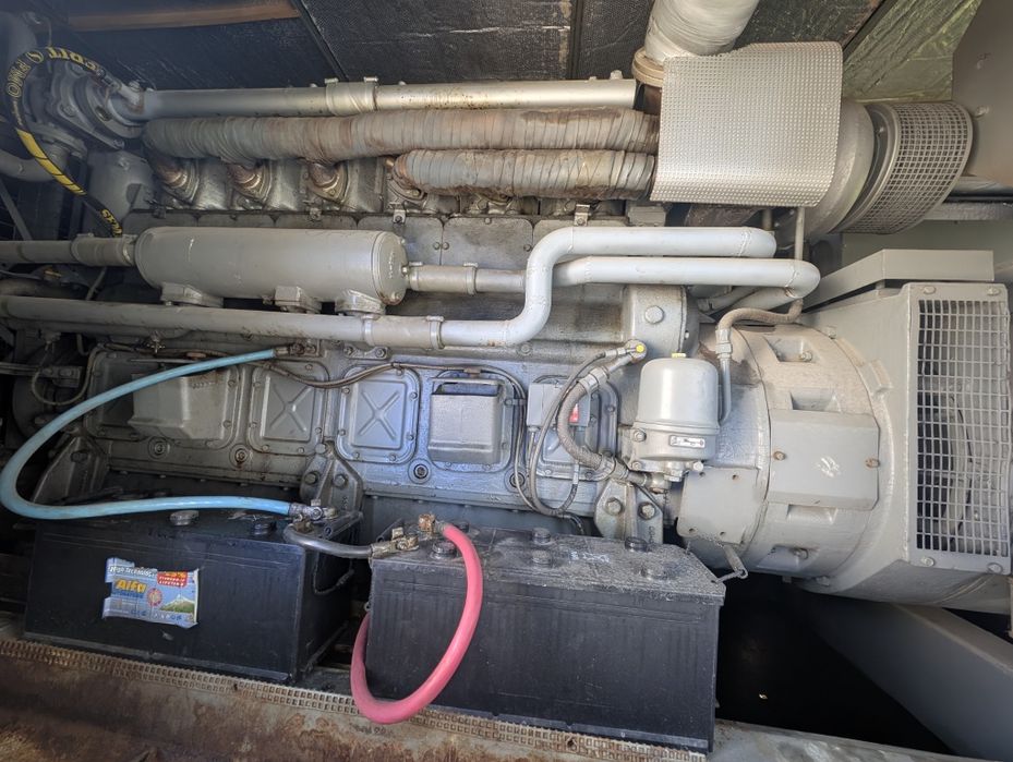 Продам генератор 272 кВт