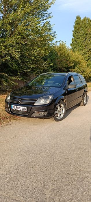Opel  Astra H  1.9 tdi