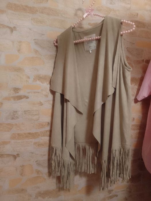 (40/L) Bershka/ Bogato zdobiona frędzlami Kamizelka kowbojska