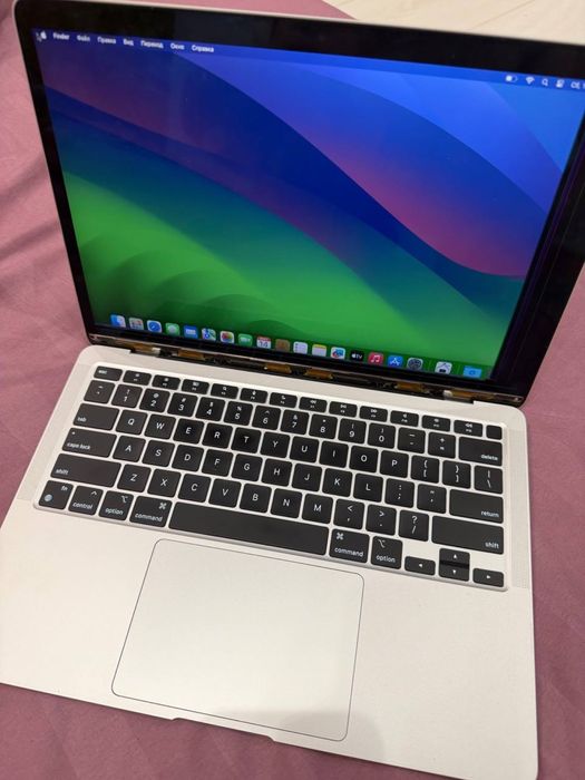 MacBook Air M1 13 8/512gb