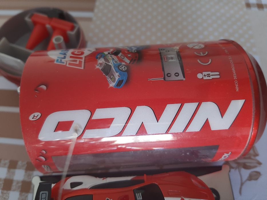 Carrinho de brinquedo