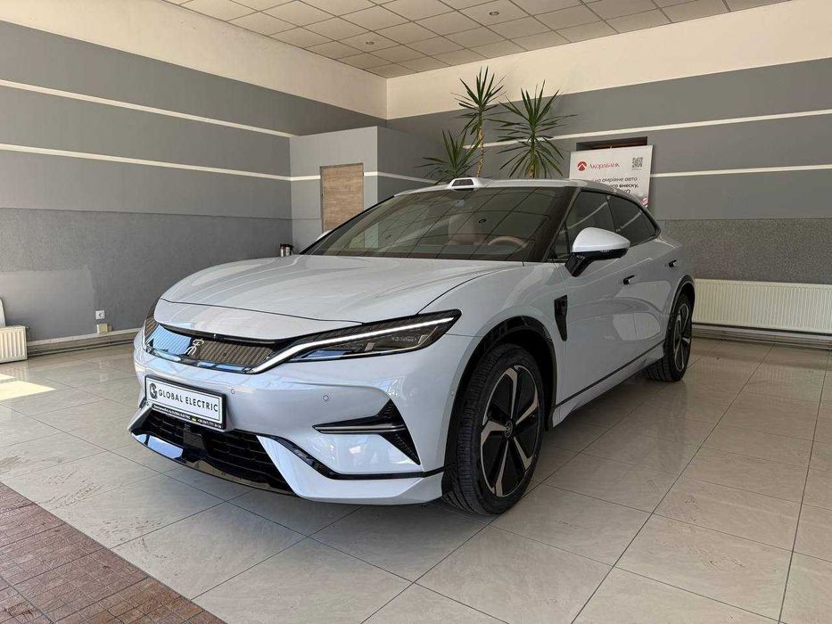 BYD Song L EV 2025 662 km Excellent