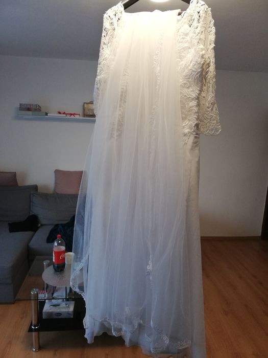 Suknia ślubna 42-44