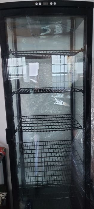 Witryna cukiernicza Hendi 280 l