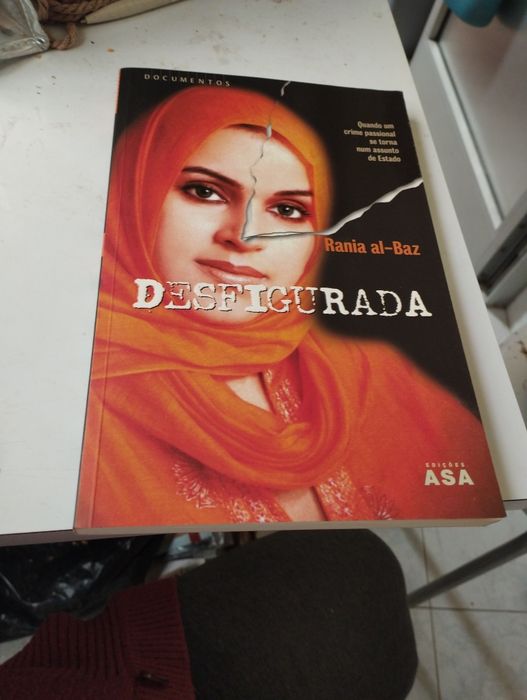 Livro "Desfigurada"