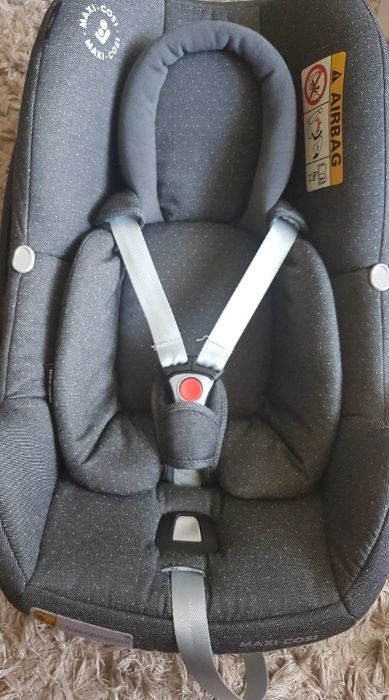 Fotelik samochodowy maxi cosi 0-13 dla niemowląt szary