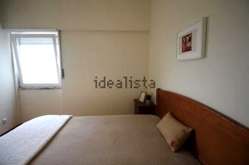 Quarto para arrendamento, permitidos casais, em Oeiras