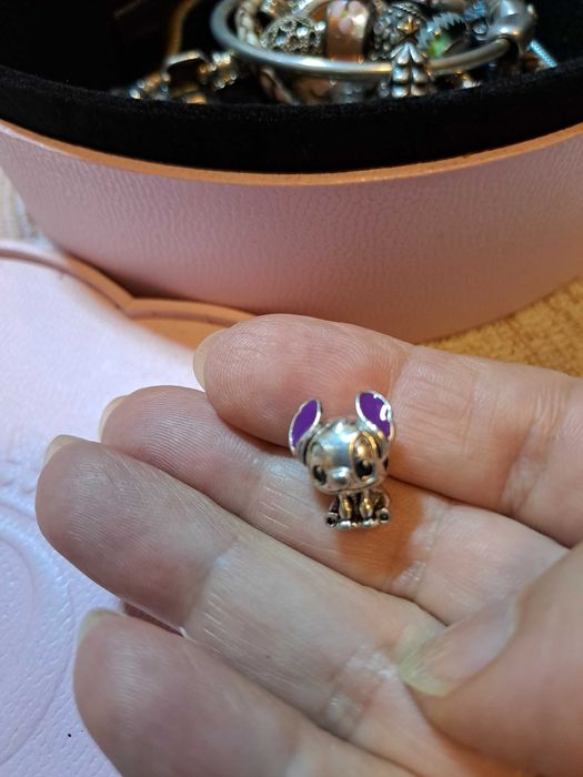Conta Pingente em Prata da Pandora Lilo   Stitsch