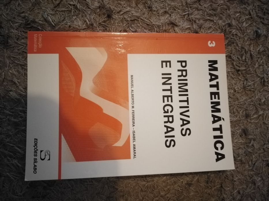 Livros de direito contabilidade e matemática
