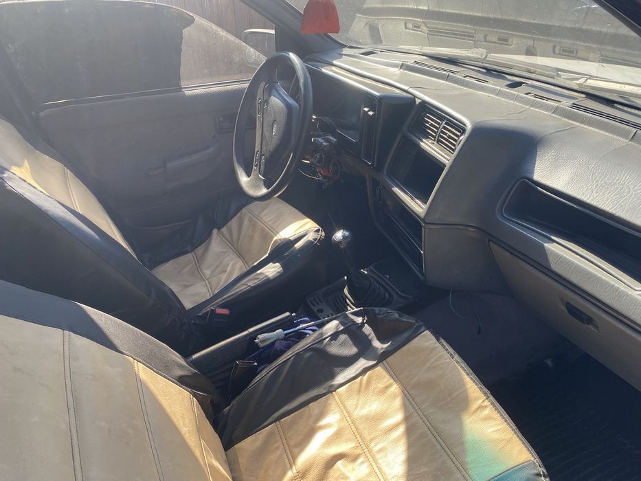 Продам автомобіль Ford Sierra